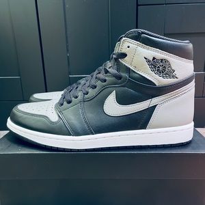 Nike Air Jordan Retro 1 OG High Shadow 2018 Mens Size 11